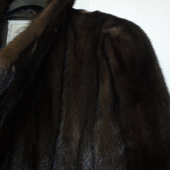 Classic Full Length Mink Coat-Dark Brown- size L/XL - Picture 16 of 16